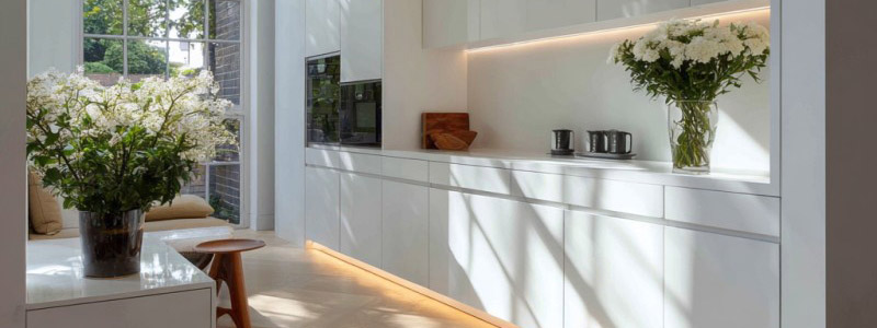 Minimalist Handleless Integrated Kitchen Cabinets